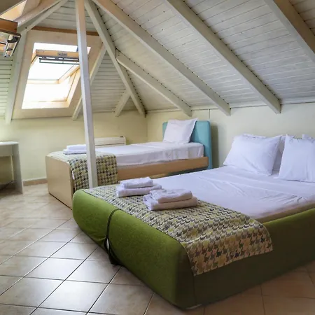Sea View Free Parking Sleeps 7 *