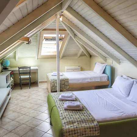 Sea View Free Parking Sleeps 7 Дом отдыха Пилос